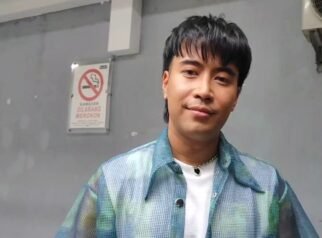 Penyanyi Vidi Aldiano meninggal dunia pada 7 Maret 2026 setelah berjuang melawan kanker ginjal.